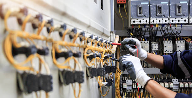 Professional Electrician technician working in Mastic Beach, NY